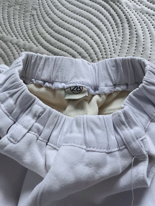 Білі теплі штани