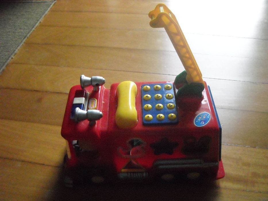 Carro de atividades64586287584769121
