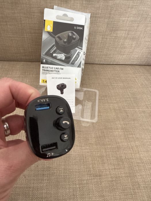 Blootooth car fm transmissor