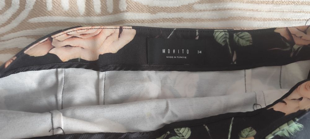 Spódnica mini kwiaty