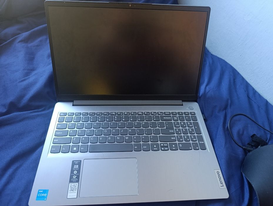 Sprzedam laptop Lenovo