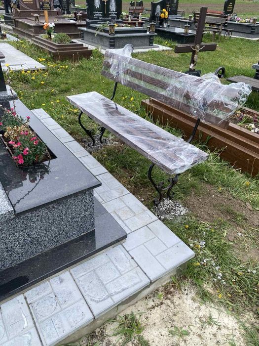 Лавочки на цвинтар