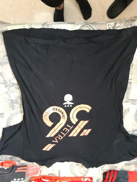 Camisola de 36 vezes campeão Benfica