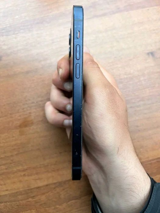 Продам iPhone 12 б/у