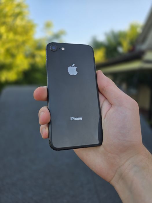 Apple iPhone 8 64 GB — купити смартфон недорого на OLX.ua