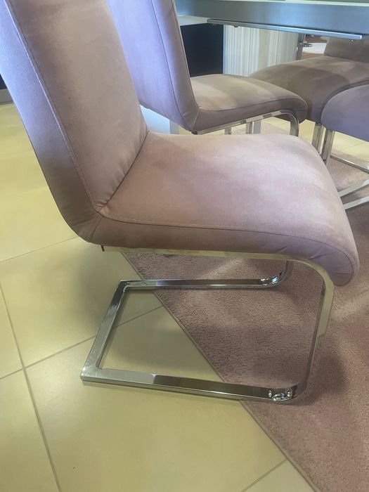 Mesa jantar extensível com 4 cadeiras