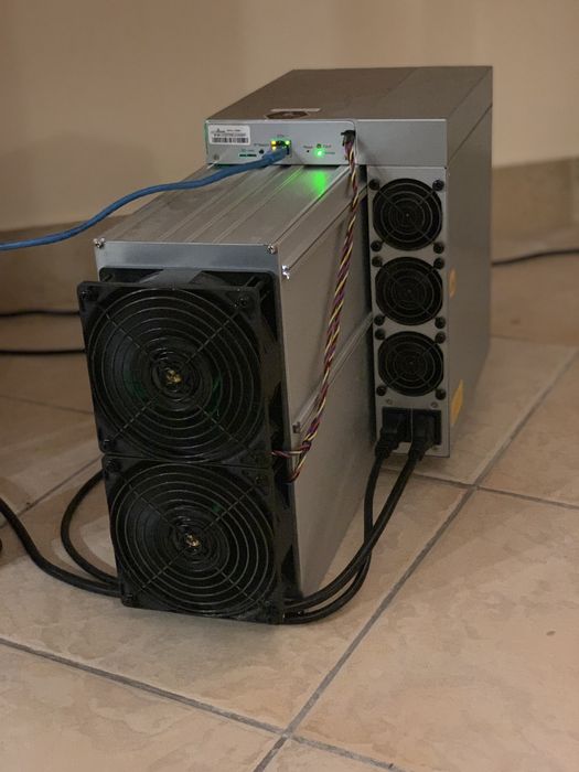 Koparka kryptowalut Bitmain Antminer E9 pro