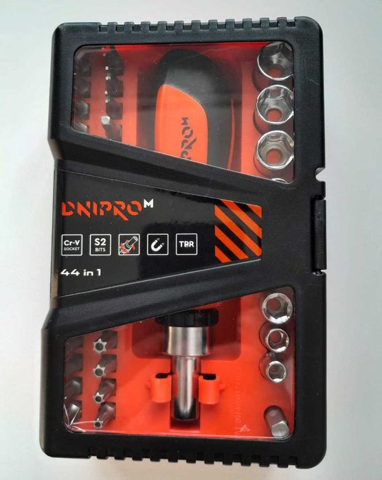 НОВИЙ КОМПЛЕКТ Набір викруток Dnipro-M з насадками S2 44 шт.