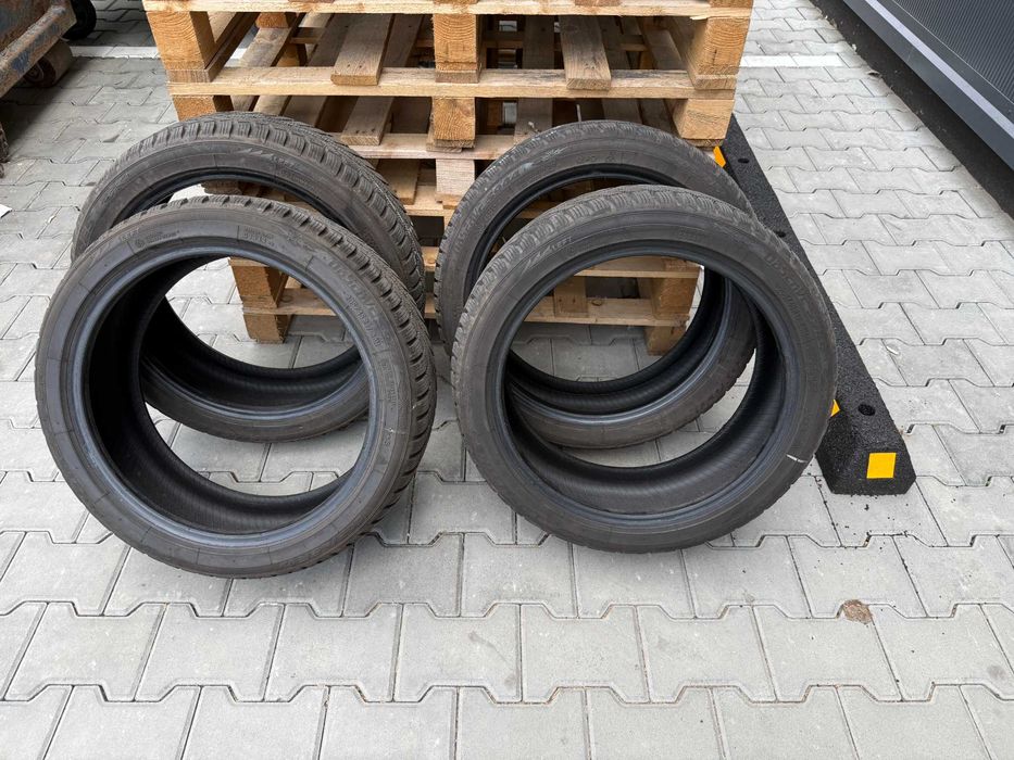 Opony zimowe Toyo Tires observe s944   205/45 r17 2022r