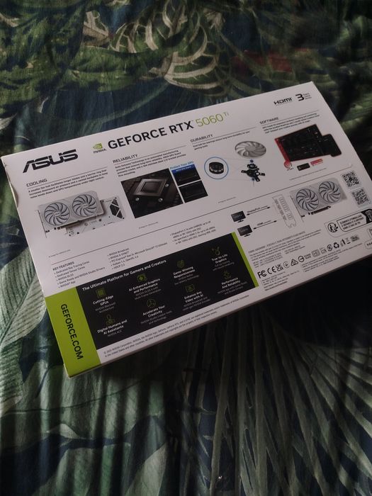 ASUS RTX5060TI 16GB branco (Com Garantia)