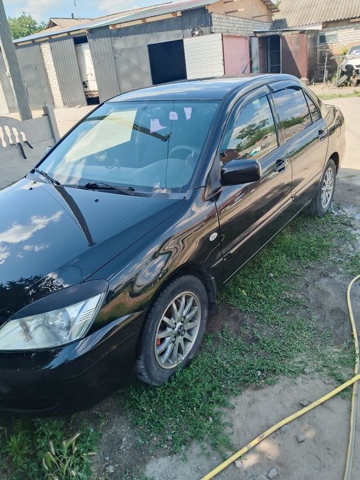 Продам лансер 9 пробег 190т.