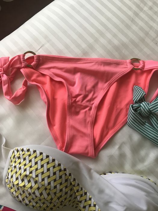 Partes biquinis várias