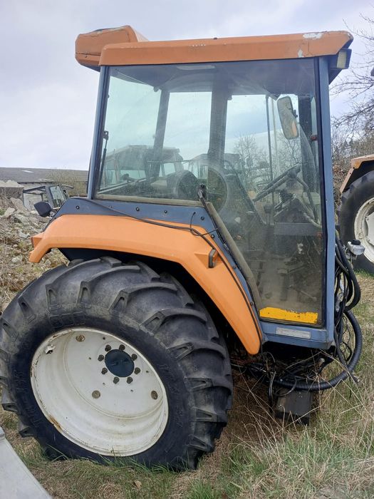 Kabina Do ciągnika Renault 103.54/ 103.14 / 95.14  itp