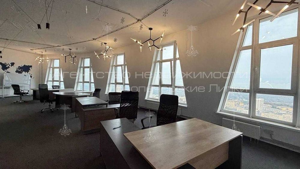 Оренда сучасного офісу загальною площею 200 м² у Бізнес Центр Carnegie Tower - 41 поверх - View 4