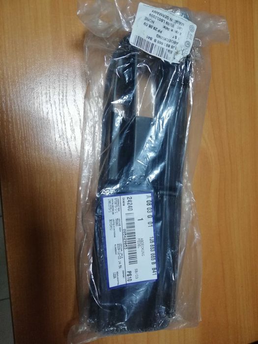 решітка бампера лівого джетта, бора