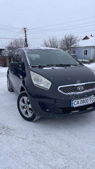 Kia Venga 2011 рік