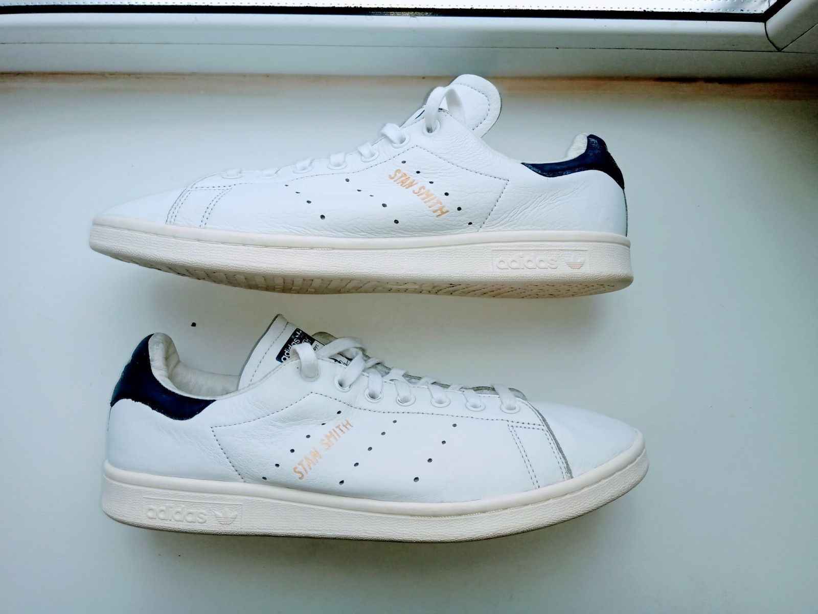 Cq2870 adidas on sale
