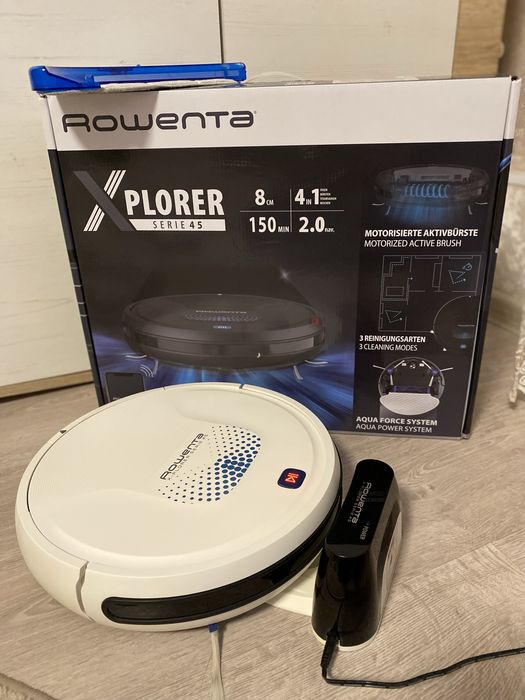 Робот пилосос миючий