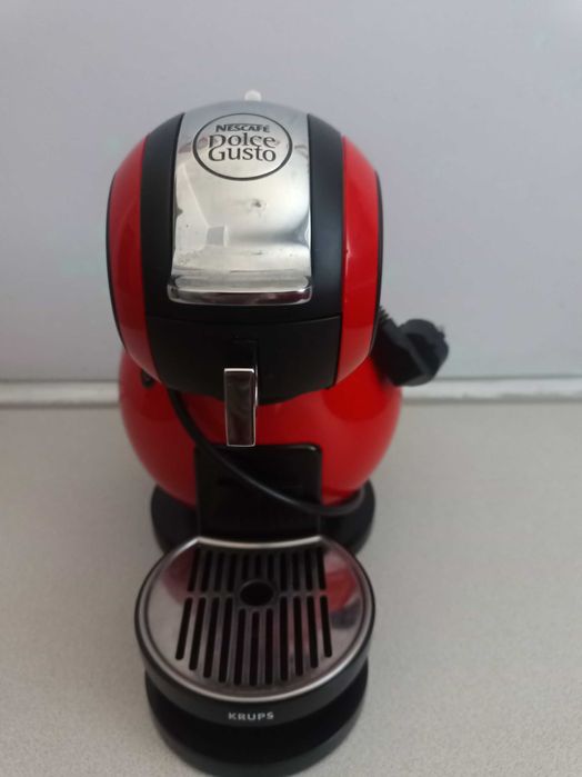 Expres do kawy na kapsułki  Nescafe Dolce Gusto  KP220