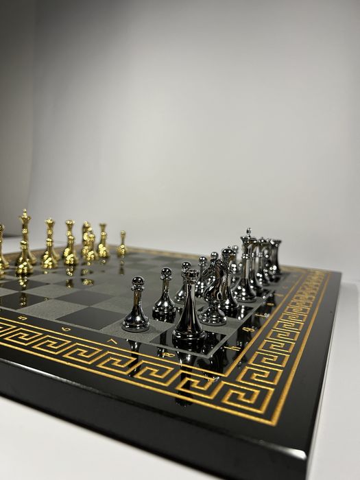 Шахмати ручної роботи з каменю