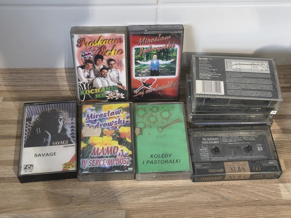 10 kaset magnetofonowych