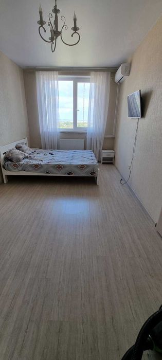 Сдам посуточно 1 комнатную квартиру в ЖК "Одесские Традиции"