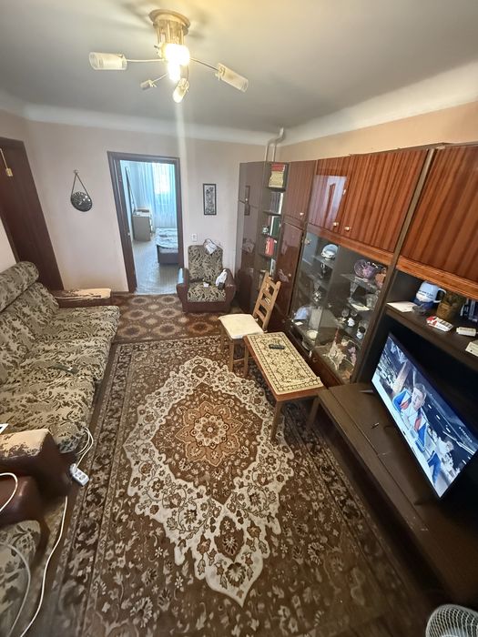 Здам 2 кім по Ватутіна