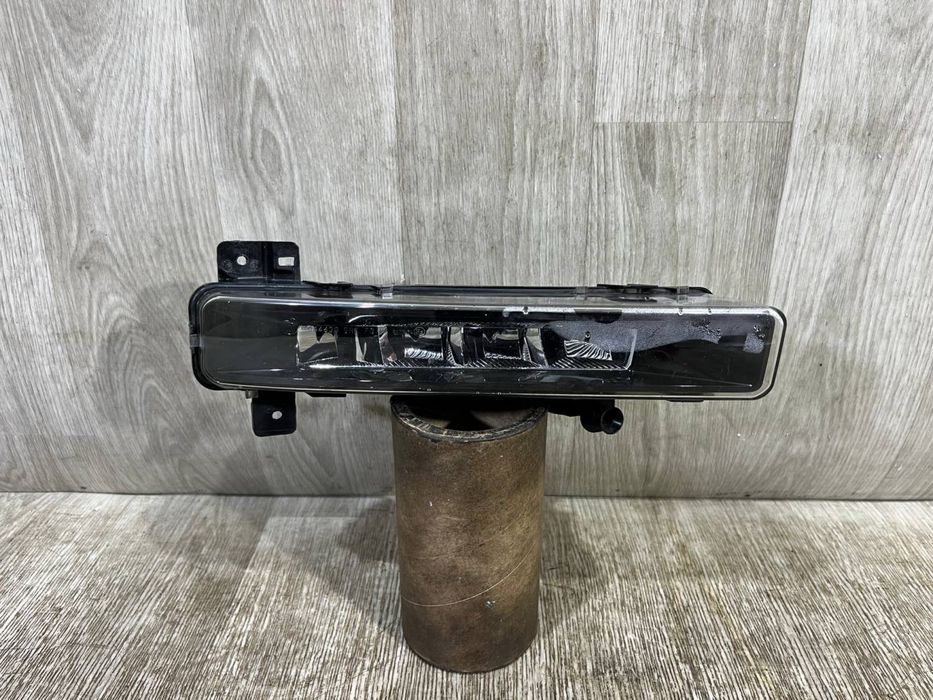 Противотуманка правая BMW 5 G30 G31 / G32 GT ( 2017 - 2020 г. ) Галоген 89250243