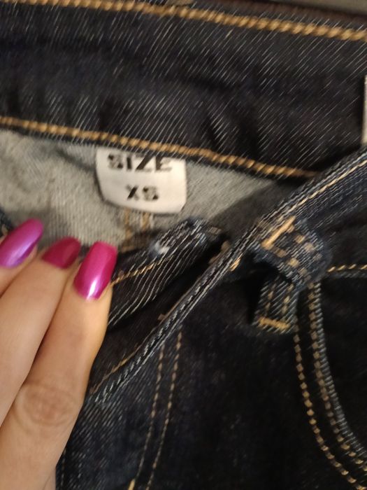Piękne włoskie spodnie dżinsowe XS s nowe