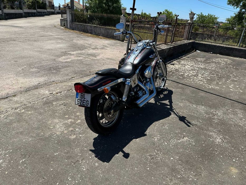 Harley Davidson FXDWGI 1450 Dyna Wide Glide 2004