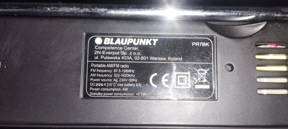 radio przenośne Blaupunkt PR7BK. Odbiera analogowe fale radiowe