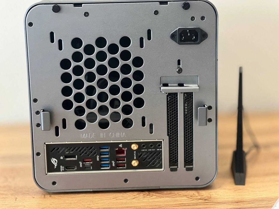 Ryzen 5 5600, 32GB, 750GB SSD