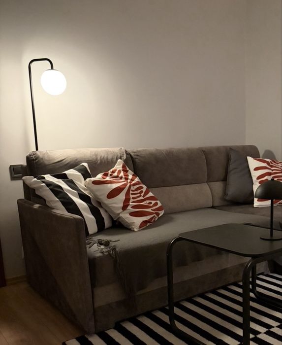 Designerska lampa podłogowa