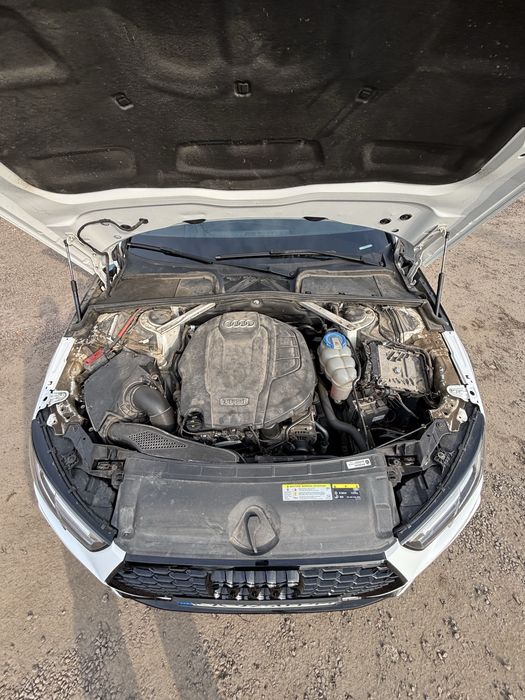 Audi a4 b9 2.0 qwattro
