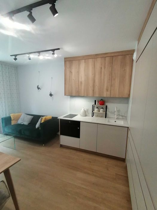 Kawalerka z osobną sypialnią/Pomorska 175/Łódź