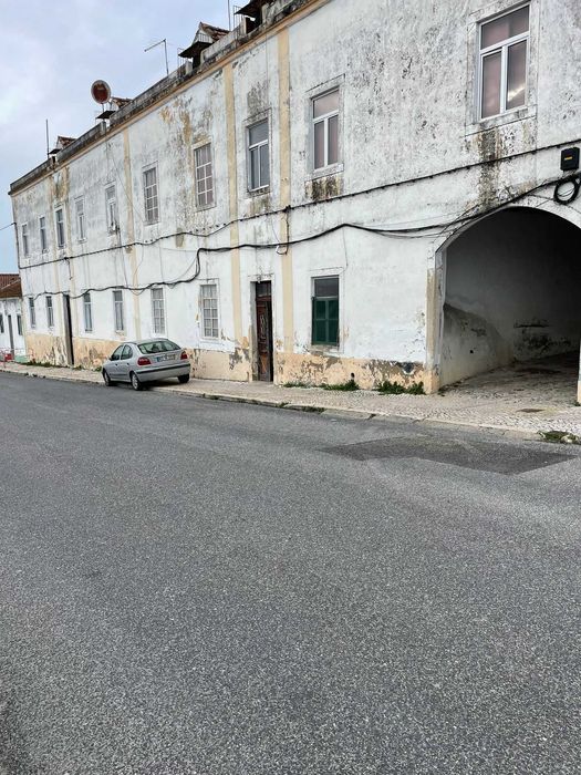 Imóvel de grande escala no Centro do Cartaxo