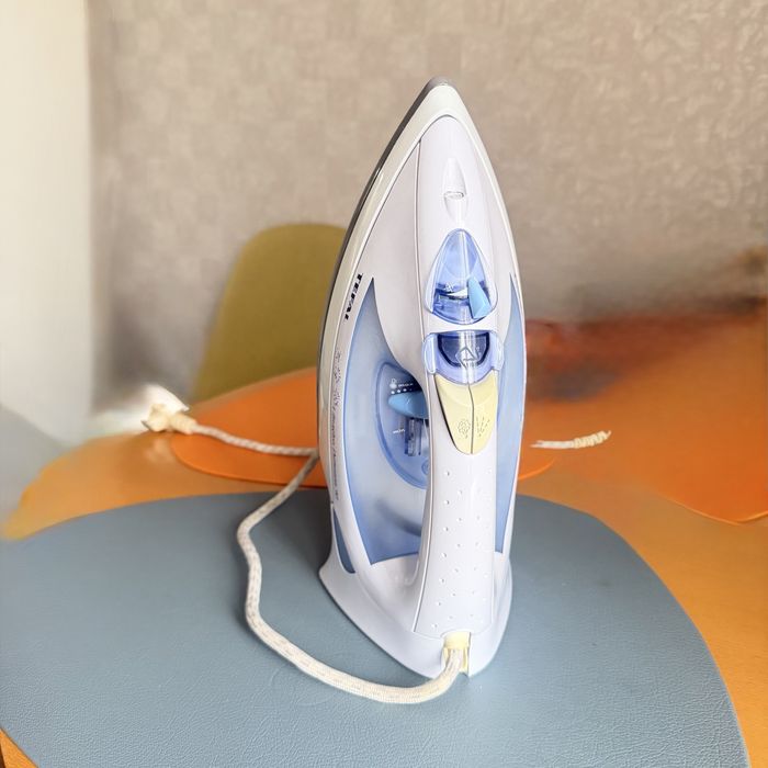 Продам утюг Tefal