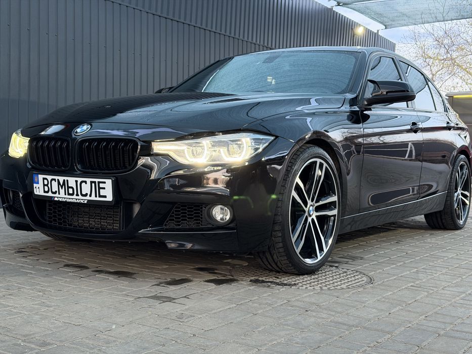 Продам Bmw  f30 2014 год