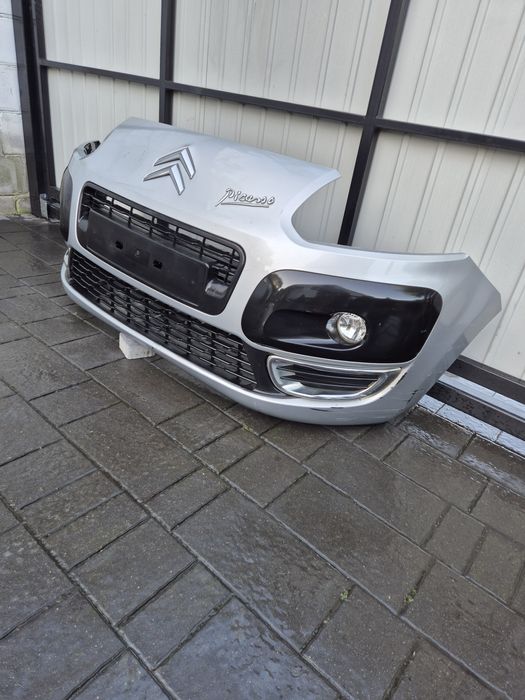 Zderzak przód przedni citroen C3 picasso rok 10 kod lak EZRC