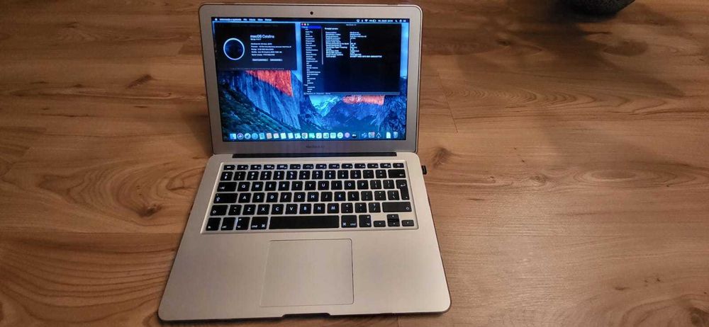 Laptop Apple MacBook Air (13-inch)