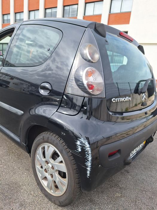 Citroën C1 com infotainment