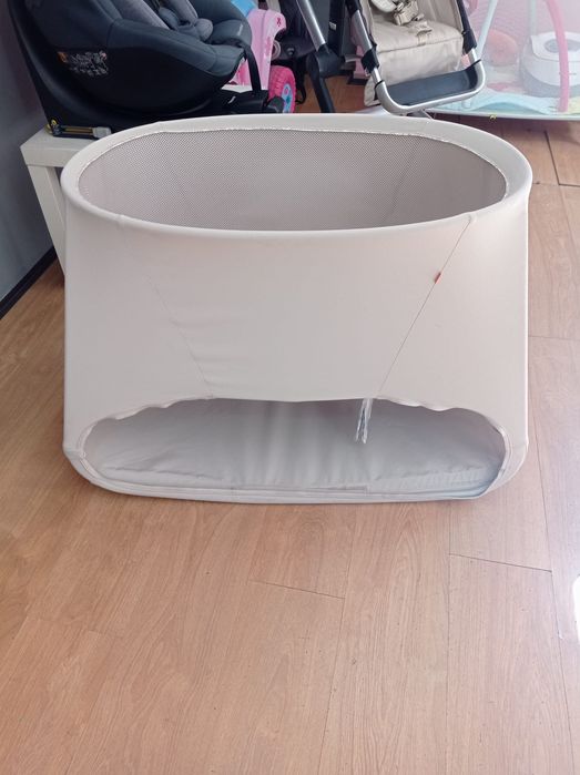 Berço espreguiçadeira de baloiço Stokke bounce n sleep