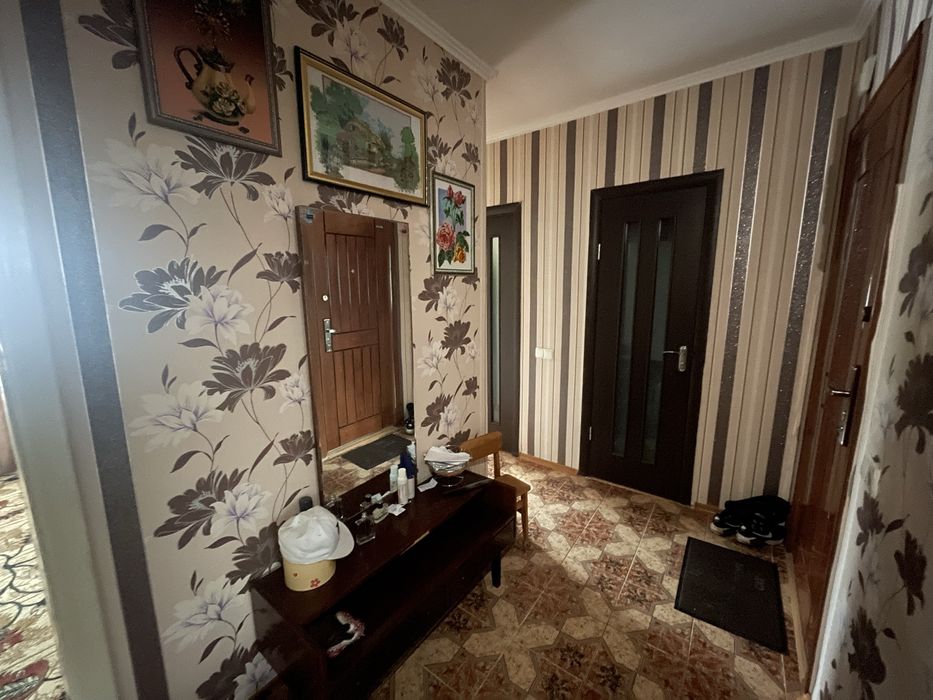 Квартира з індивідуальним опаленням в цегляному будинку