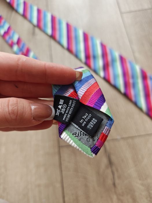 Elegancki krawat jedwabny Ted Baker Endurance 100% jedwab Multi-kolor