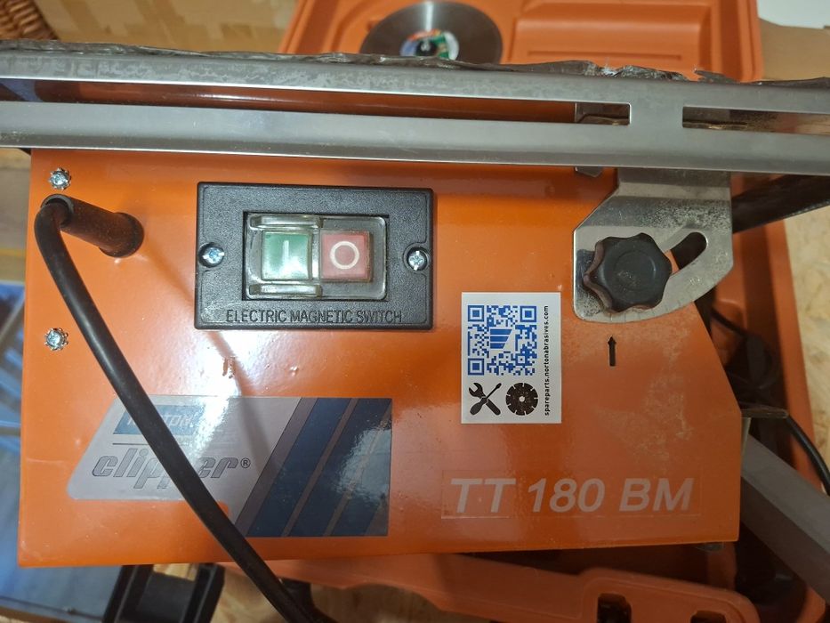 Przecinarka do płytek Clipper TT180 BM 550w