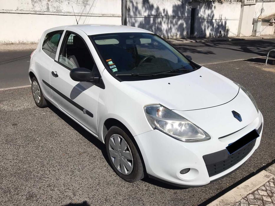 Renault Clio 3  -  1.5 dCi Diesel