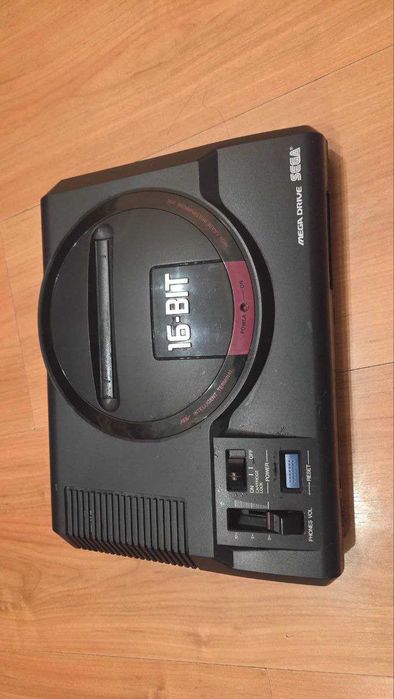 Ігрова приставка Sega Mega Drive з аудіочіпом Yamaha VA1