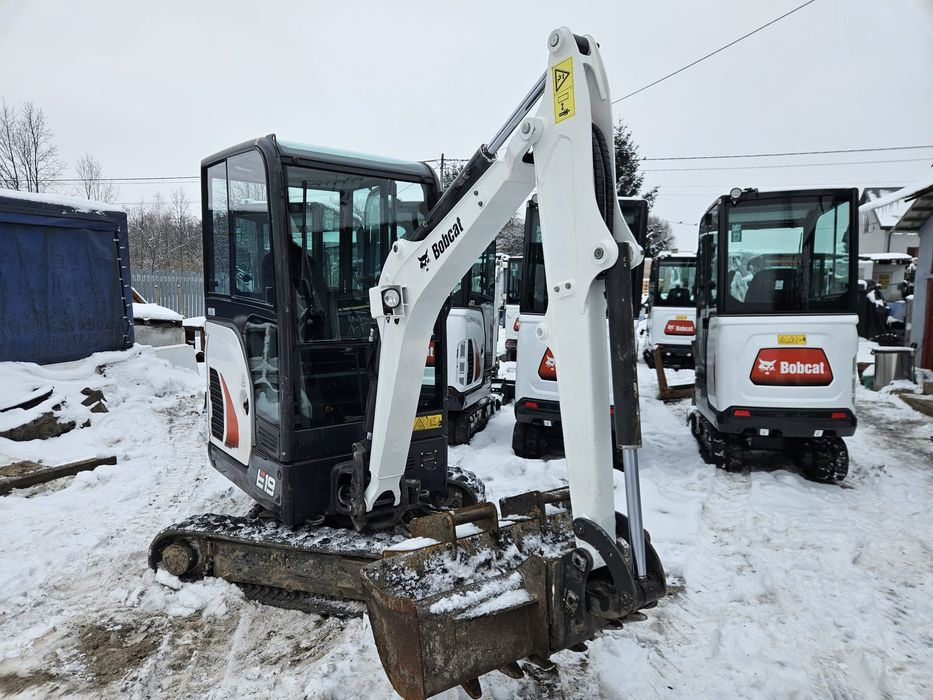 Minikoparka Bobcat E19 Long Arm, super stan, pewna