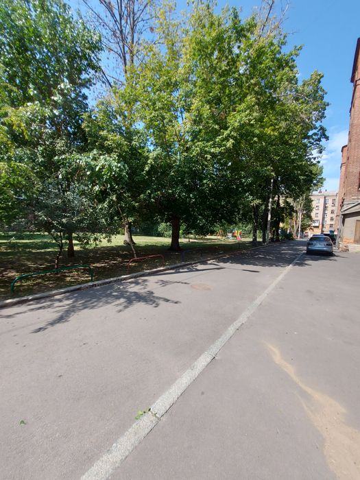 Продам гостинку парк Артема ул. Дизельная