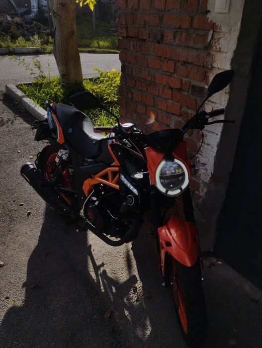 Mustang XTREET 250